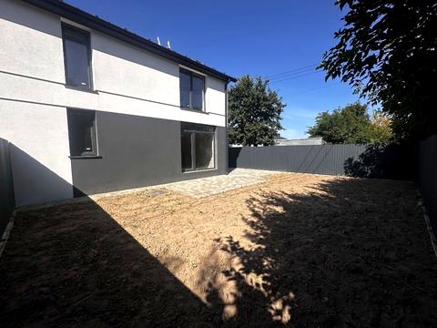 будинок за адресою Єдності вул.