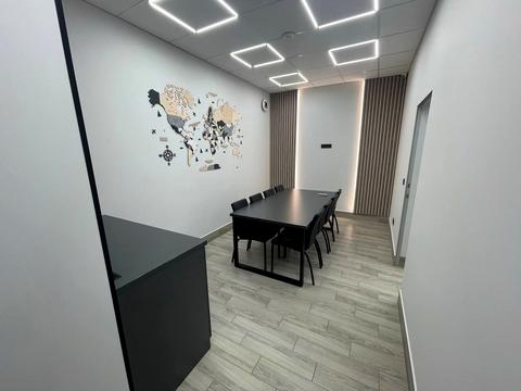 комерційна за адресою Кошова вул., 107