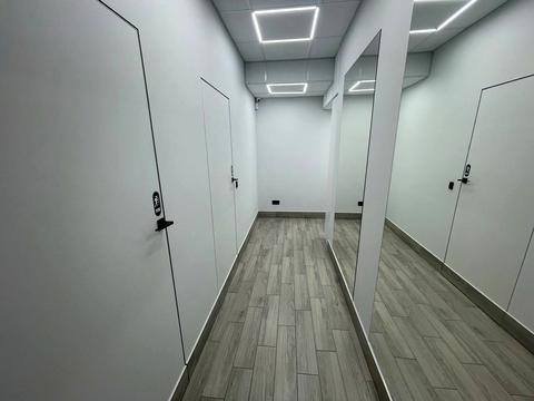 комерційна за адресою Кошова вул., 107