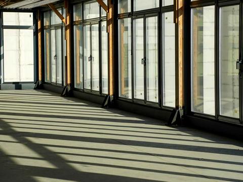 комерційна за адресою Костянтинівська вул., 66