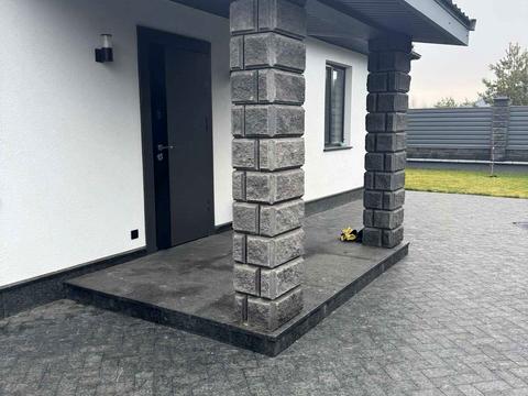 будинок за адресою Броварська