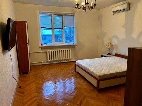 будинок за адресою Нова