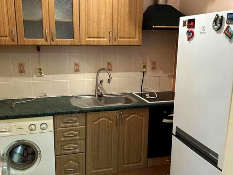 будинок за адресою Нова