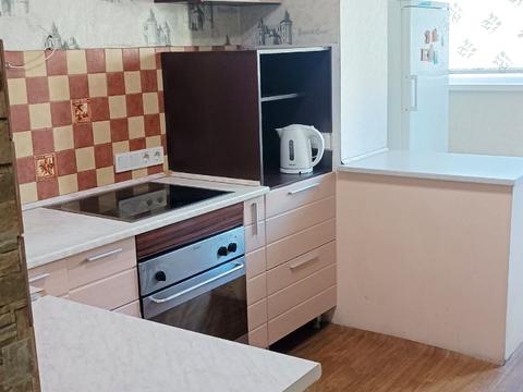 квартира за адресою Тополина вул., 18