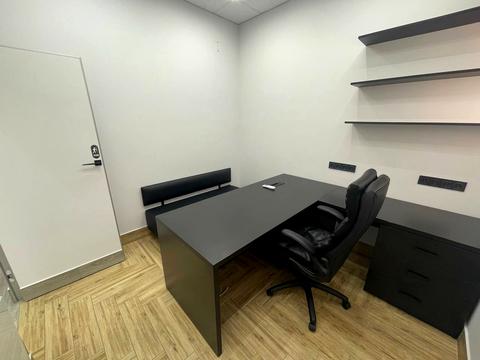 комерційна за адресою Кошова вул., 107