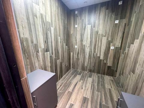 комерційна за адресою Кошова вул., 107