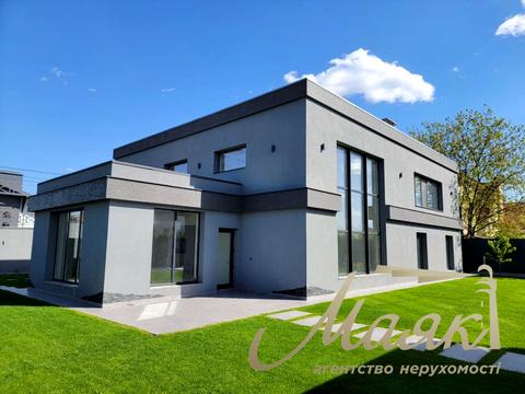 будинок за адресою Квітнева вул.