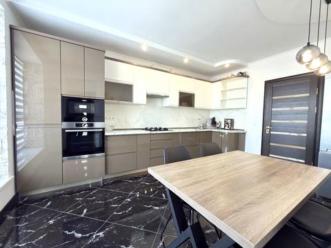 квартира за адресою 22 Січня вул., 114г