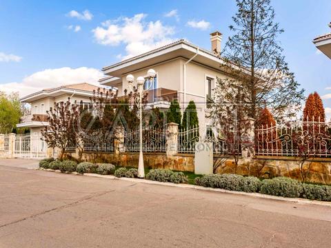 будинок за адресою Квітуча