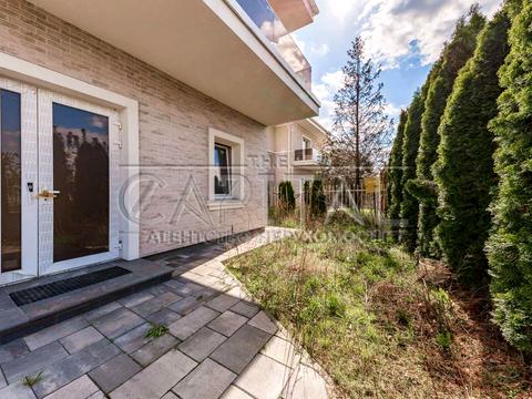 будинок за адресою Квітуча