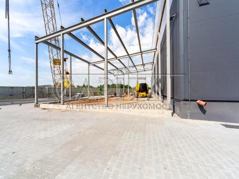 комерційна за адресою Лісова, 12