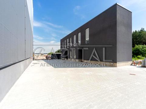 комерційна за адресою Лісова, 12