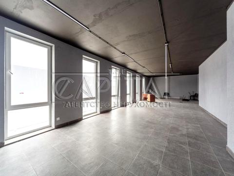 комерційна за адресою Лісова, 12