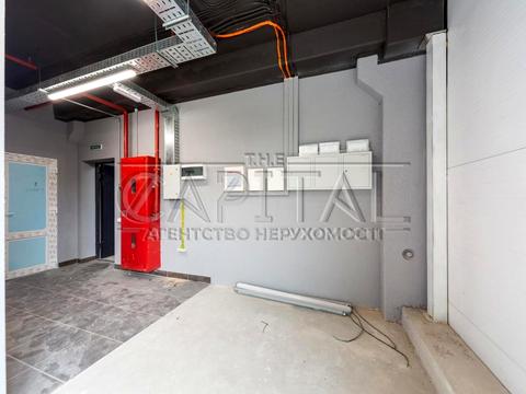 комерційна за адресою Лісова, 12