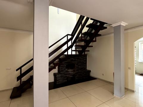 дом по адресу Озерна