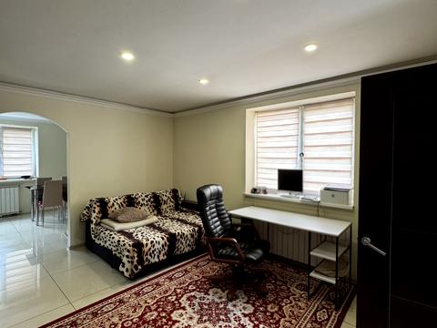 дом по адресу Озерна