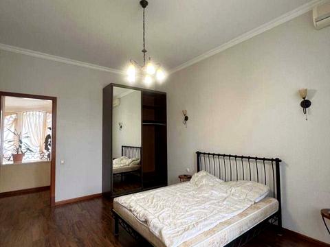 будинок за адресою Сергія Єфремова вул. (Академіка Вавілова)