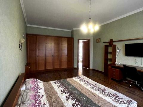 будинок за адресою Сергія Єфремова вул. (Академіка Вавілова)