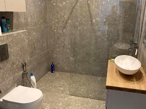 дом по адресу Набережна