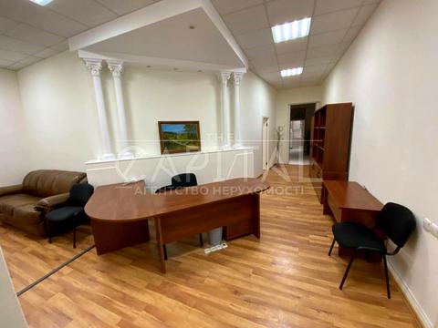 комерційна за адресою Михайла Коцюбинського вул., 5