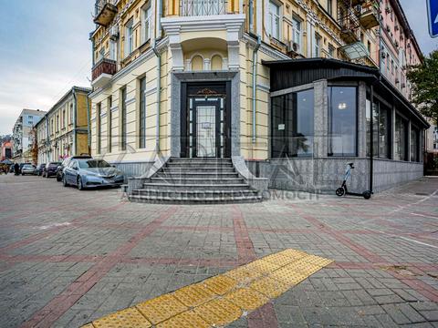 комерційна за адресою Київ, Набережно-Хрещатицька вул., 17/18