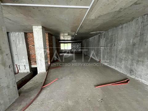 комерційна за адресою Лесі Українки бульв., 7-Б