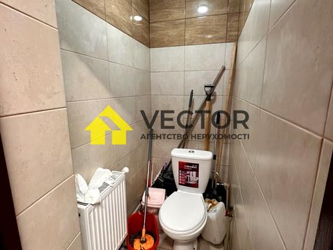 комерційна за адресою Героїв-Чорнобильців вул. (Чапаєва), 1