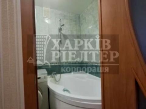 квартира по адресу Молодіжна, 1