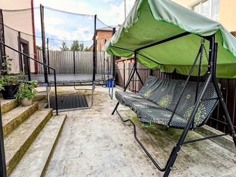 дом по адресу Завижная ул.