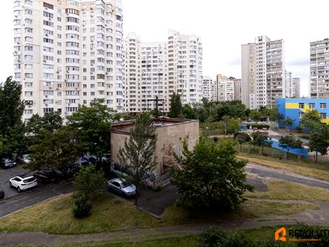 квартира за адресою Лариси Руденко вул., 3-Б