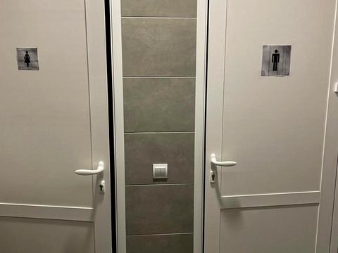 комерційна за адресою Угорська вул., 14д