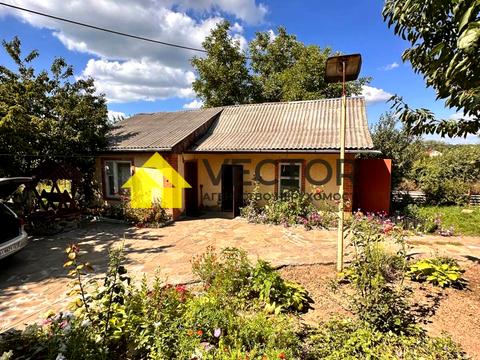 дом по адресу Центральна