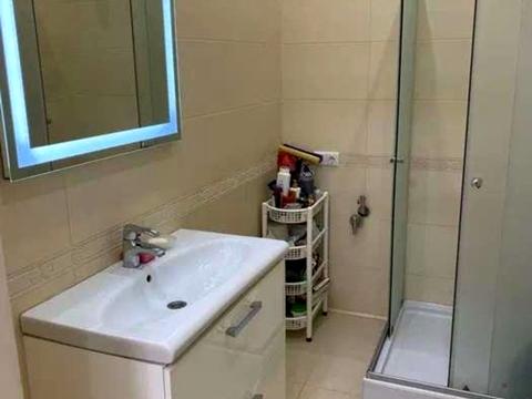 квартира за адресою Куликівський узвіз (Революції), 7/9