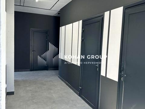 комерційна за адресою Молодіжна вул., 15/1