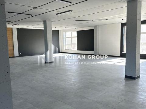 комерційна за адресою Молодіжна вул., 15/1