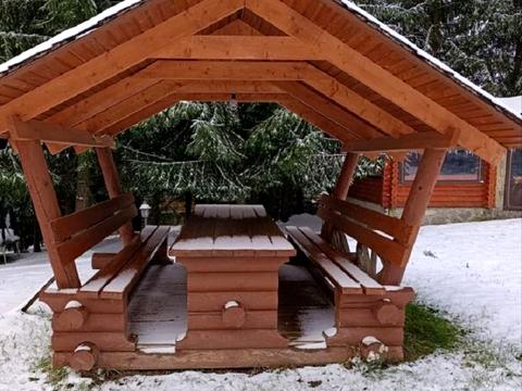 коммерческая по адресу Бандери, 1