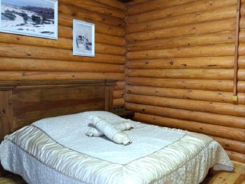 коммерческая по адресу Бандери, 1