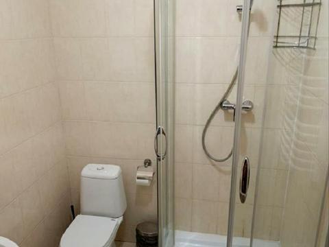 коммерческая по адресу Бандери, 1