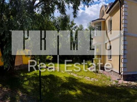 будинок за адресою Шкільна вул.