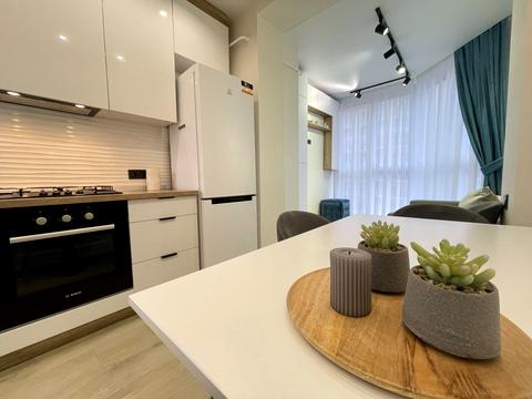 квартира за адресою Молодіжна вул., 4