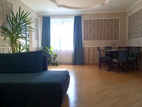 будинок за адресою Шкільна