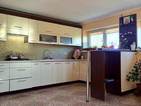 будинок за адресою Шкільна