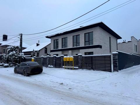 будинок за адресою Донецька, 2