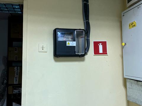 комерційна за адресою Решата Аметова вул., 15