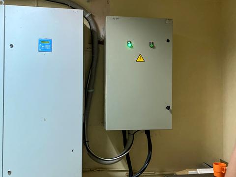 комерційна за адресою Решата Аметова вул., 15