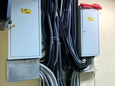 комерційна за адресою Решата Аметова вул., 15