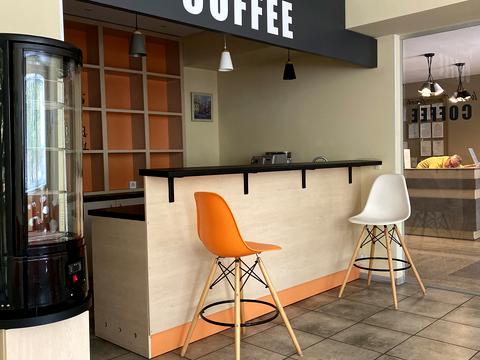 комерційна за адресою Решата Аметова вул., 15