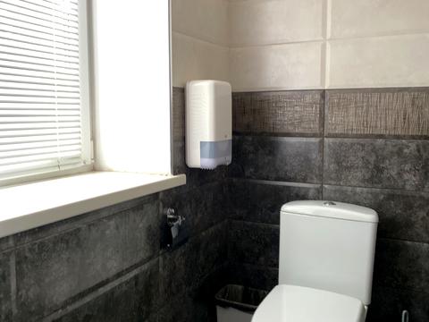 комерційна за адресою Решата Аметова вул., 15