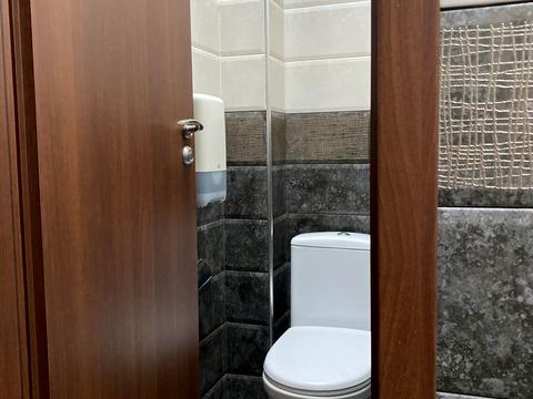 комерційна за адресою Решата Аметова вул., 15