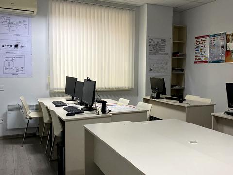 комерційна за адресою Решата Аметова вул., 15